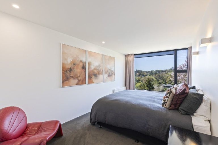 Photo of property in 5 Barrett Road, Spotswood, New Plymouth, 4310