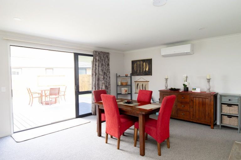 Photo of property in 18 Costello Drive, Ngatea, 3503