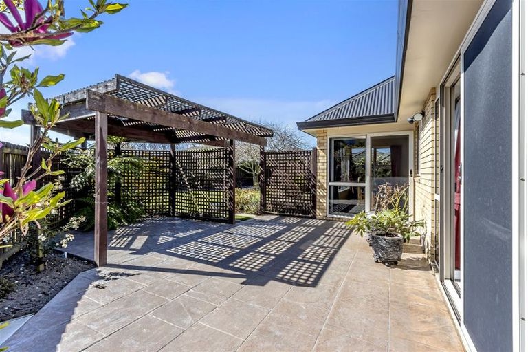 Photo of property in 14 Shepherd Place, Kaiapoi, 7630