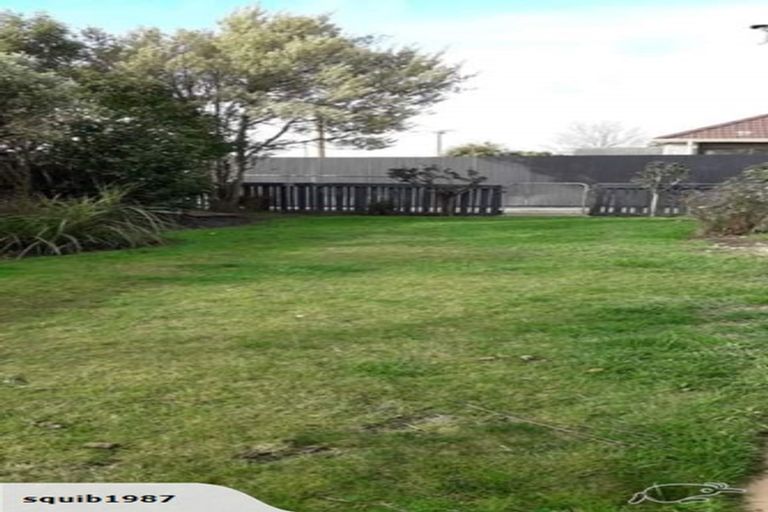 Photo of property in 17 Tuckers Road, Redwood, Christchurch, 8051