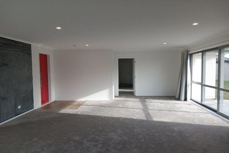 Photo of property in 22 Chris Drive, Rolleston, 7614