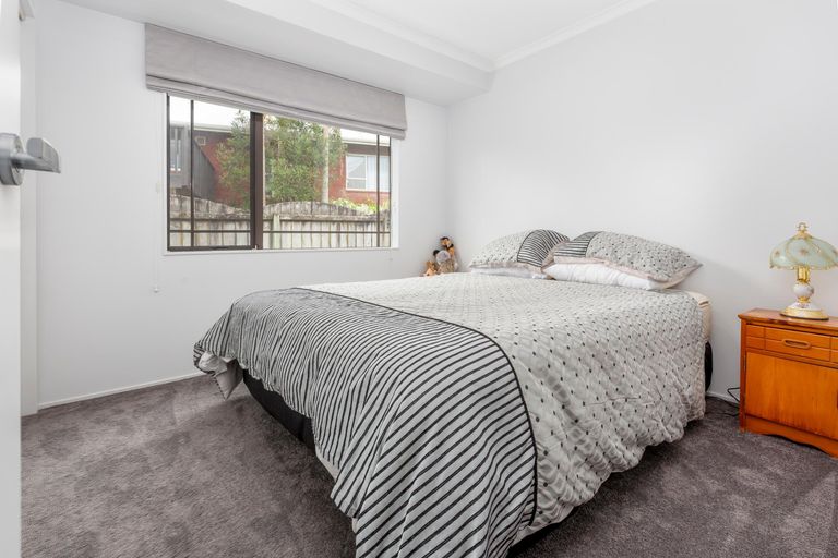 Photo of property in 7 Kimshee Way, Tuakau, 2121