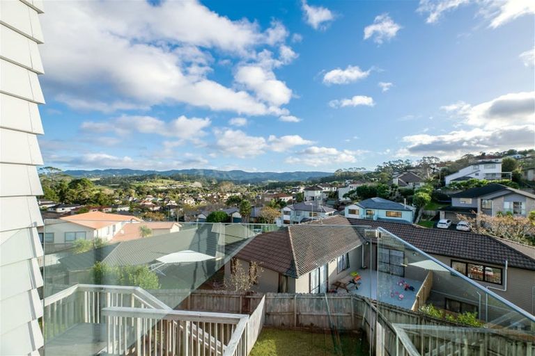 Photo of property in 42 San Prospero Crescent, Henderson, Auckland, 0612