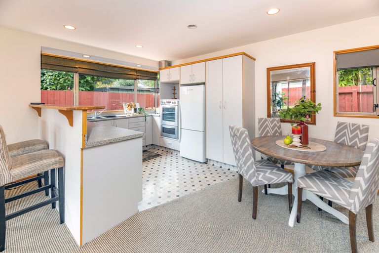 Photo of property in 2/48 Colwyn Street, Bryndwr, Christchurch, 8053