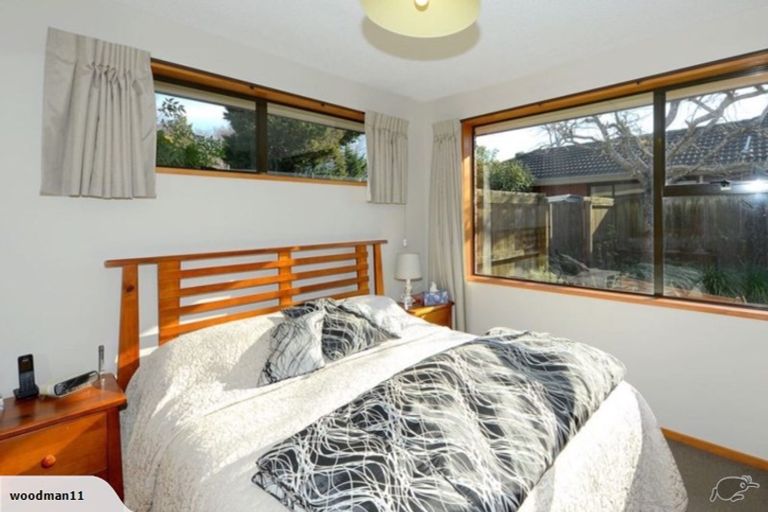 Photo of property in 2/302a Ilam Road, Burnside, Christchurch, 8053