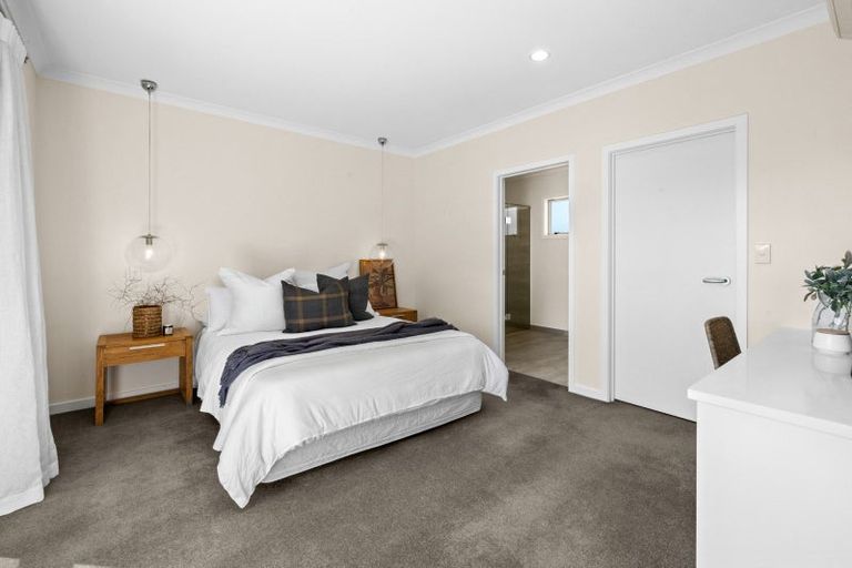 Photo of property in 10 Kapiti Drive, Poraiti, Napier, 4112