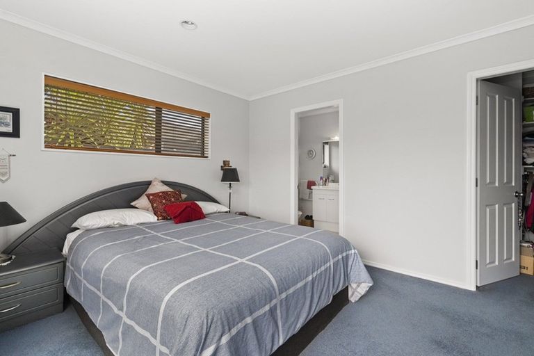 Photo of property in 17 Duggan Drive, Owhata, Rotorua, 3010