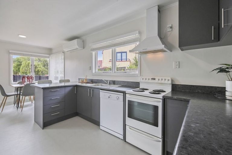 Photo of property in 107 Kippenberger Avenue, Rangiora, 7400