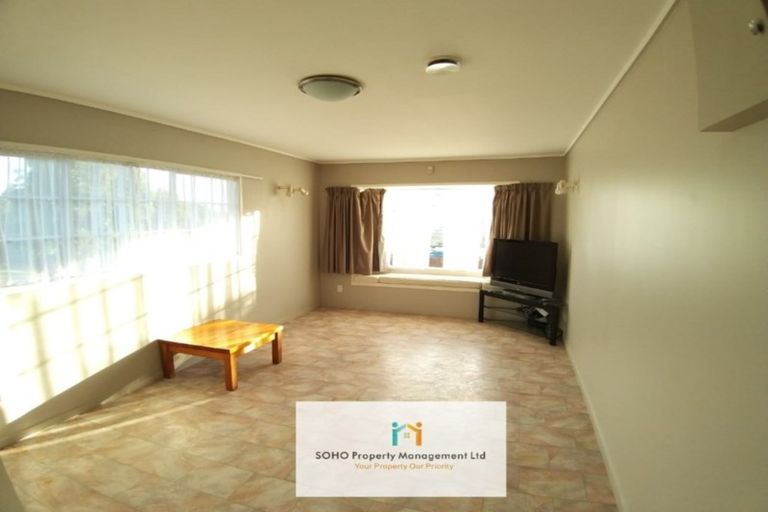 Photo of property in 40 Priestley Drive, Bucklands Beach, Auckland, 2014