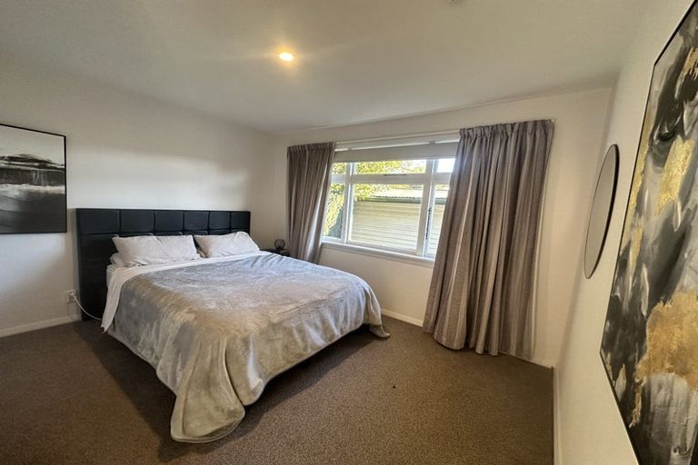 Photo of property in 16 Bentley Street, Russley, Christchurch, 8042