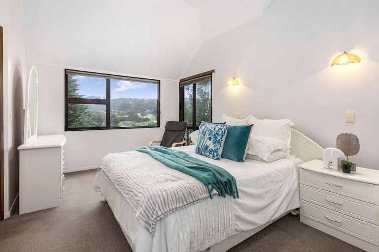 Photo of property in 5 The Haven, Whitby, Porirua, 5024