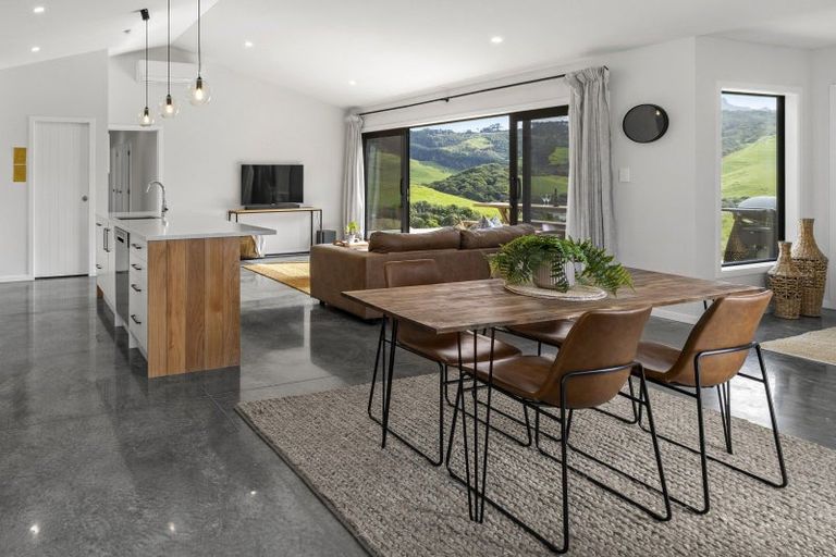 Photo of property in 102 Omahina Street, Raglan, 3225