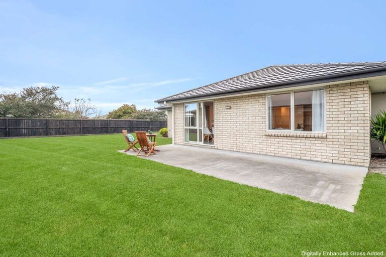 Photo of property in 8 Marble Court, Rolleston, 7614