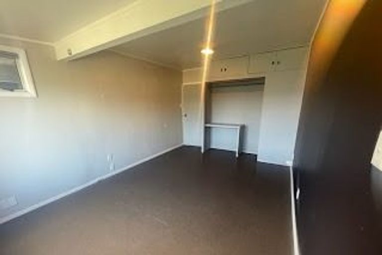 Photo of property in 52 Makarini Street, Paraparaumu, 5032