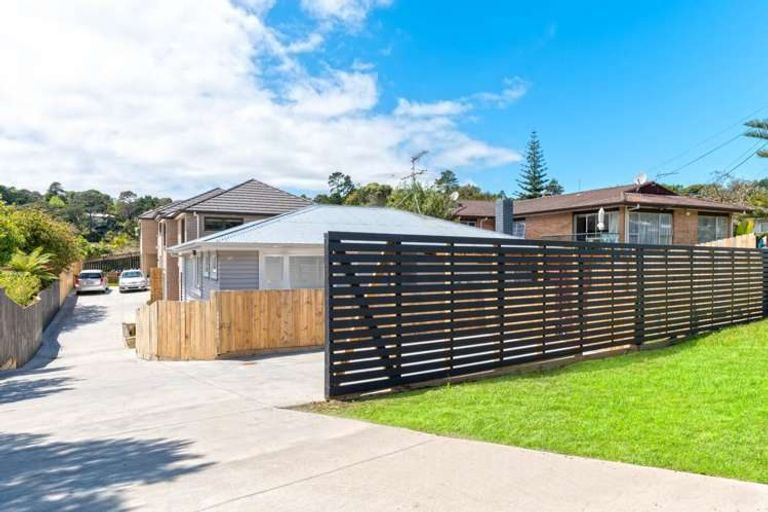 Photo of property in 130 Atkinson Road, Titirangi, Auckland, 0604