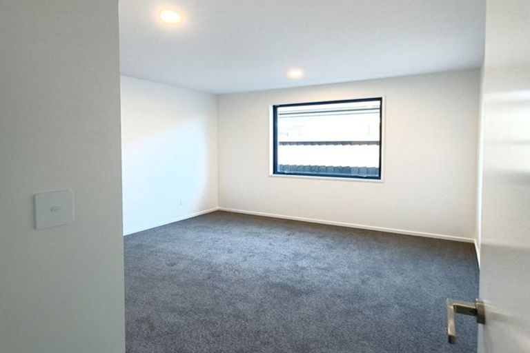 Photo of property in 34 Kiekie Road, Casebrook, 8051