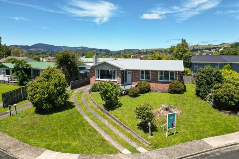 Photo of property in 17 Pegasus Drive, Sunnybrook, Rotorua, 3015