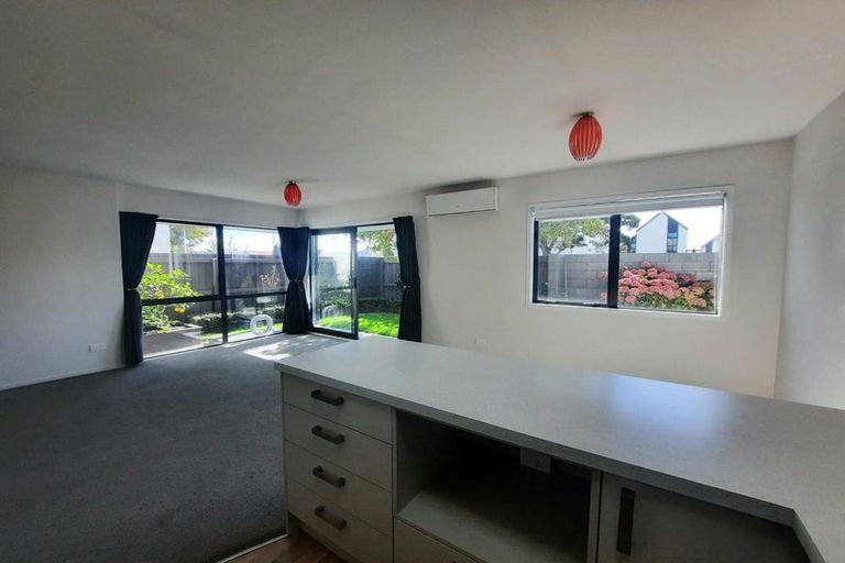 Photo of property in 2/182 Brougham Street, Sydenham, Christchurch, 8023