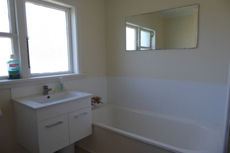 Photo of property in 82 Pharazyn Street, Melling, Lower Hutt, 5010