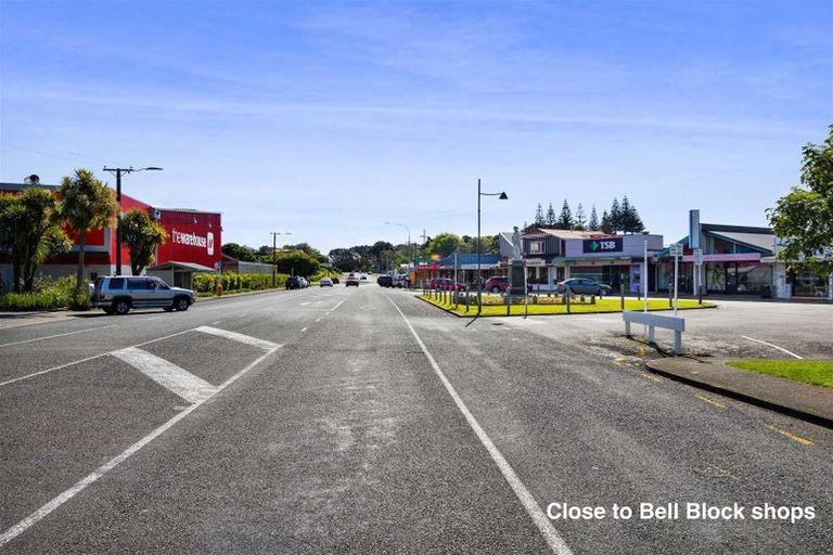 Photo of property in 1 Antonia Place, Bell Block, New Plymouth, 4312