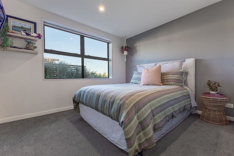 Photo of property in 9 Te Heke Place, Waikanae, 5036