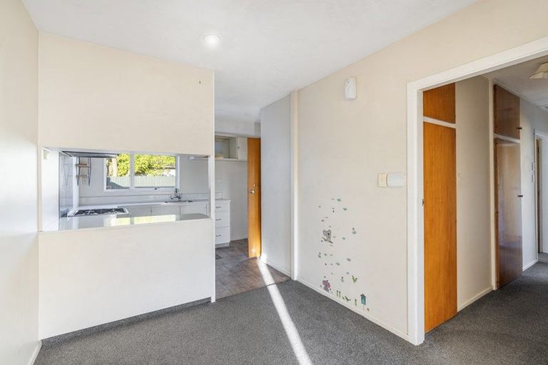 Photo of property in 3/11 Tuckers Road, Redwood, Christchurch, 8051