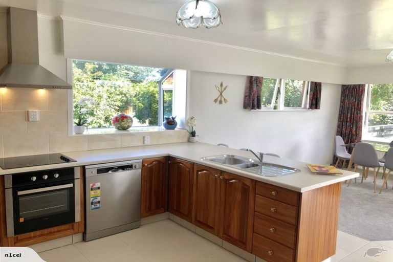 Photo of property in 15 Salas Place, Papakura, 2110