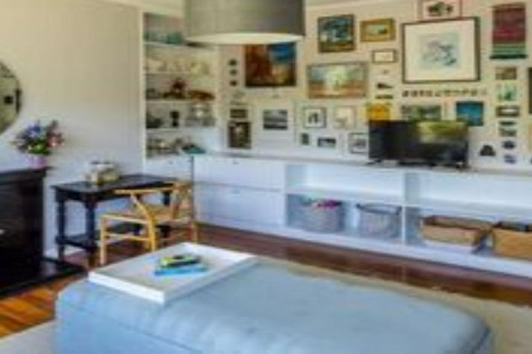 Photo of property in 83 Sunshine Avenue, Karori, Wellington, 6012