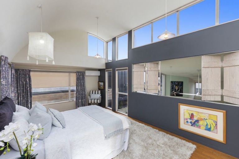 Photo of property in 2/18 Darvel Street, Riccarton, Christchurch, 8011