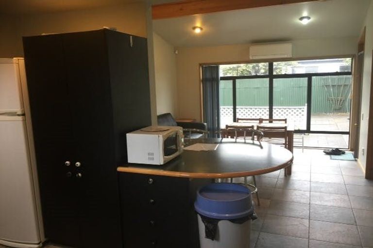 Photo of property in 1/72 Cranford Street, St Albans, Christchurch, 8014