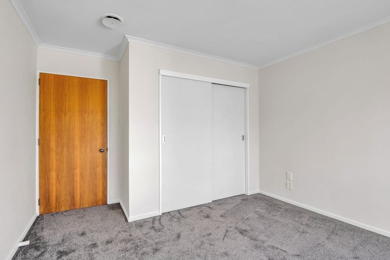 Photo of property in 28 Freyberg Street, Roslyn, Palmerston North, 4414