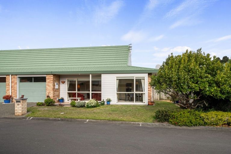 Photo of property in Brookvale Village, 71/17u Redwood Close, Paraparaumu, 5032