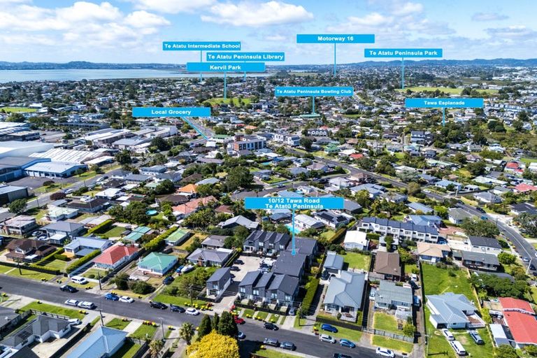 Photo of property in 10/12 Tawa Road, Te Atatu Peninsula, Auckland, 0610