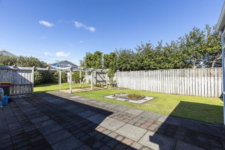 Photo of property in 20 Princes Street, Fitzroy, New Plymouth, 4312