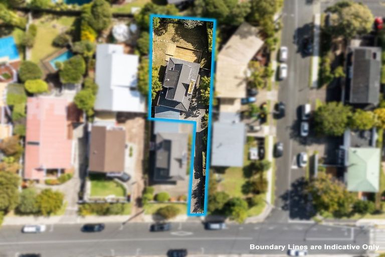 Photo of property in 2/97 Matipo Road, Mairangi Bay, Auckland, 0630