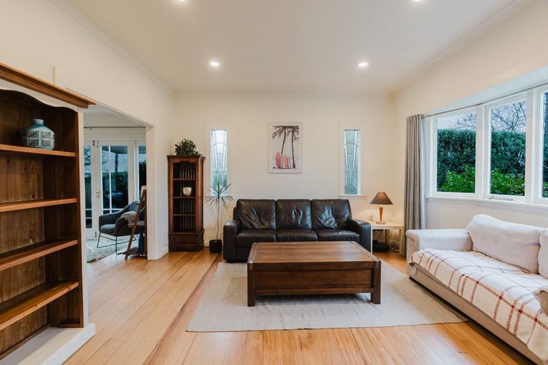 Photo of property in 45 Alfred Street, Fairfield, Hamilton, 3214