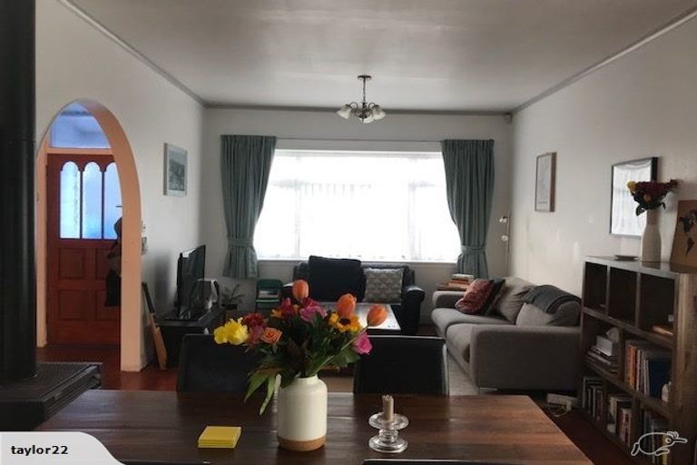 Photo of property in 9 Myrtle Crescent, Mount Cook, Wellington, 6021