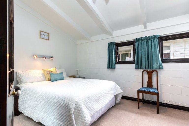 Photo of property in 12 Howick Road, Blenheim, 7201