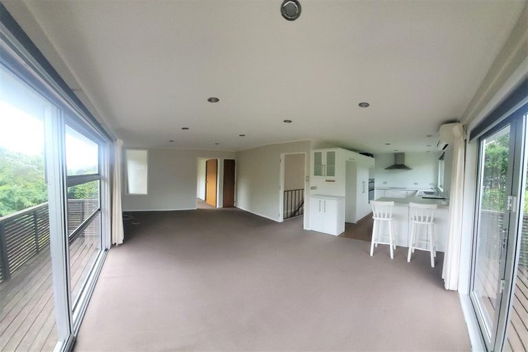 Photo of property in 7 Ballina Drive, Churton Park, Wellington, 6037