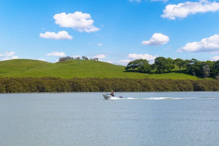 Photo of property in 18 Bennett Street, Port Albert, Wellsford, 0973