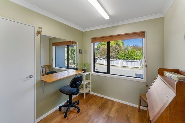 Photo of property in 8a Angus Place, Wakefield, 7025