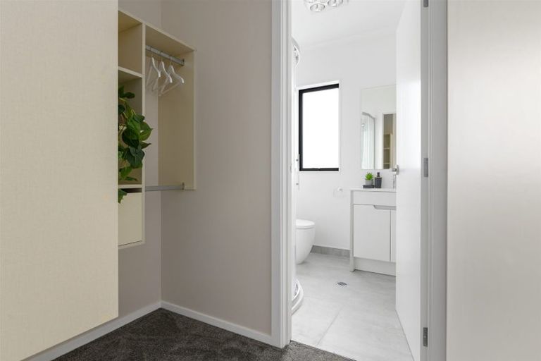 Photo of property in 137u2 Avalon Drive, Nawton, Hamilton, 3200