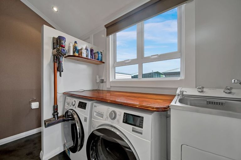 Photo of property in 30 Puriri Street, Hawera, 4610