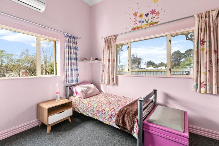 Photo of property in 68 Bibby Street, Waipawa, 4210