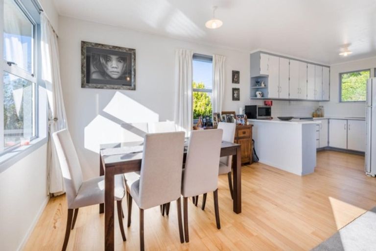 Photo of property in 468 Don Buck Road, Massey, Auckland, 0614