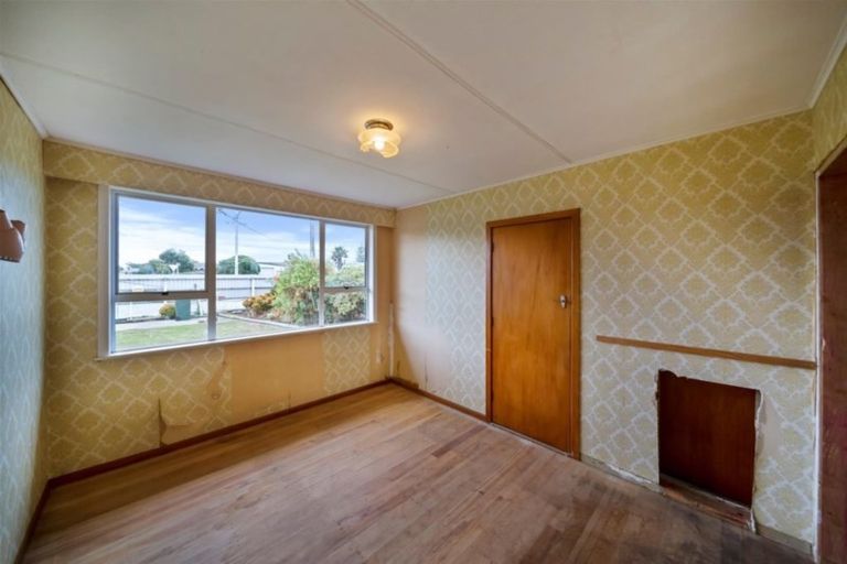 Photo of property in 15 Hunter Street, Hawera, 4610