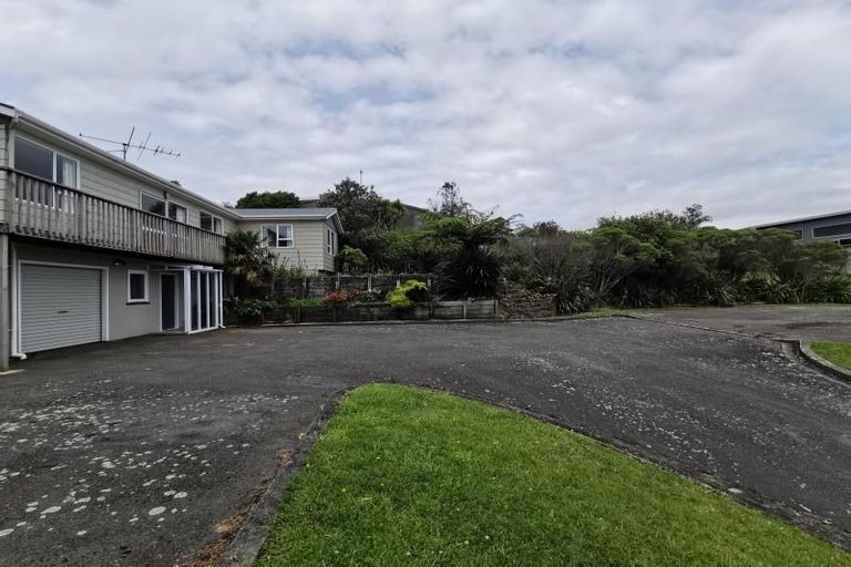 Photo of property in 28 Kaitangata Crescent, Kelson, Lower Hutt, 5010