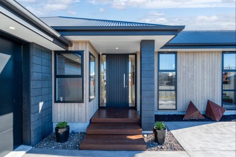 Photo of property in 11 Minorca Lane, Burwood, Christchurch, 8083