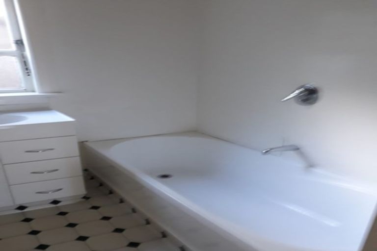 Photo of property in 30 Konini Road, Hataitai, Wellington, 6021