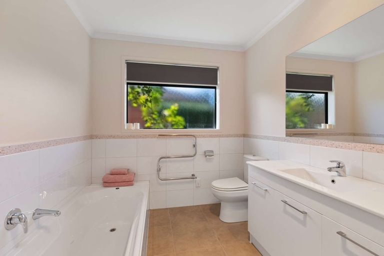 Photo of property in 63b Malta Crescent, Katikati, 3129